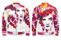 Bomber Marlene & Go con retrato, firma y estampado floral multicolor, vistas frontal y trasera.