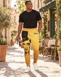 Modelo con jogger Velvet Motion de M&G junto a una terraza mediterránea