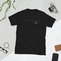 Camiseta unisex Marlene Infinity minimal — negro — vista principal del diseño
