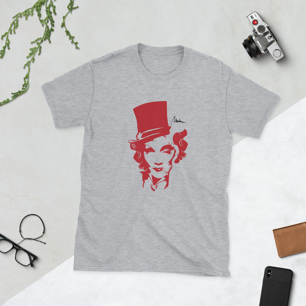 Camiseta unisex Marlene — retrato rojo I — vista principal del diseño