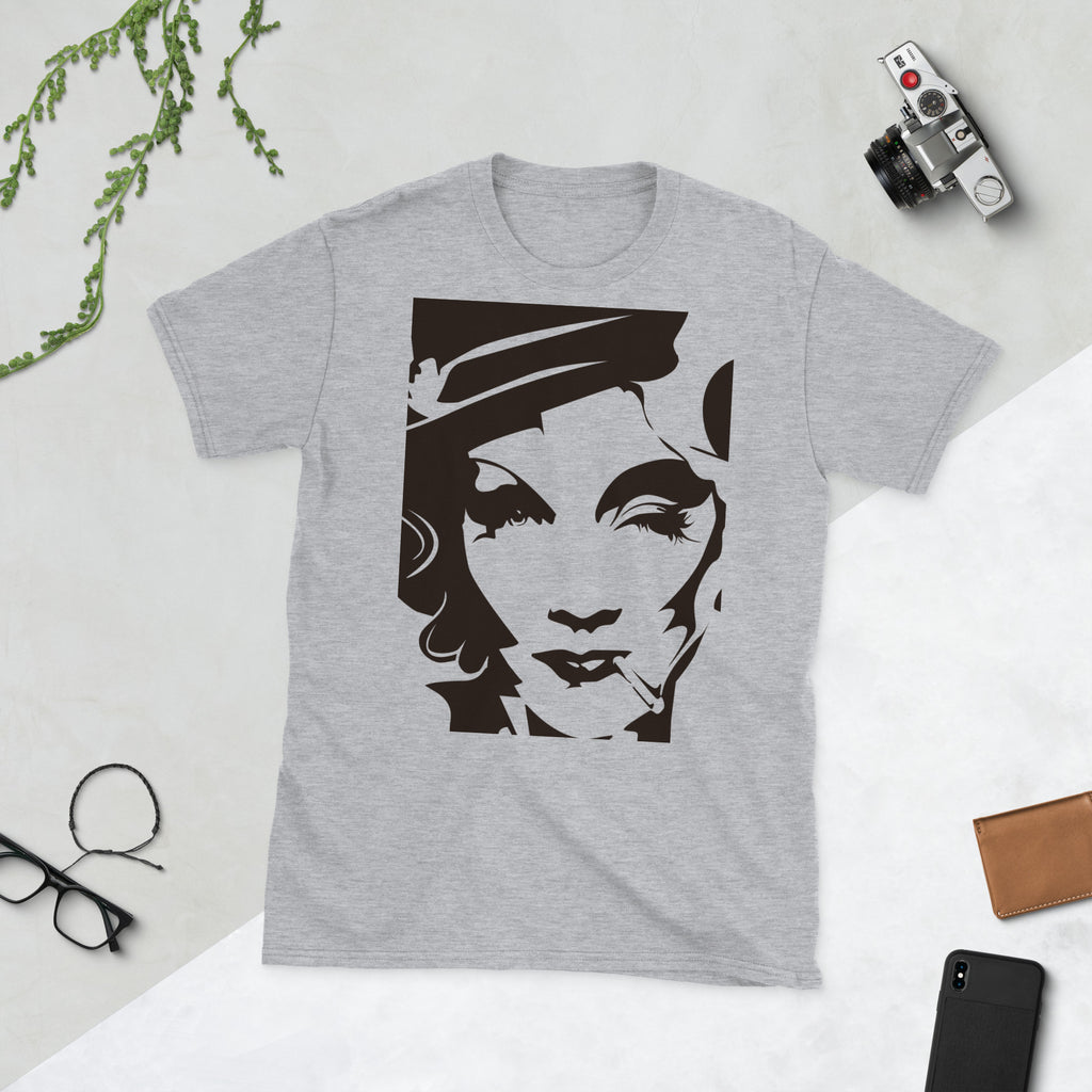 Camiseta unisex Marlene — firma blanca minimal — vista principal del diseño